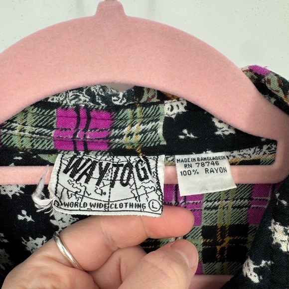 Way To Go Women's Vintage Floral Patchwork Longsleeve ButtonUp Blouse Size Large - Picture 6 of 6